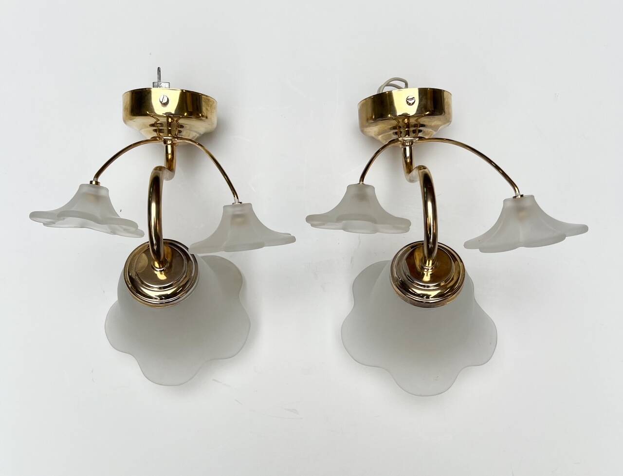 Set of 2 brass Art Deco wall lamps flower, 1960’s