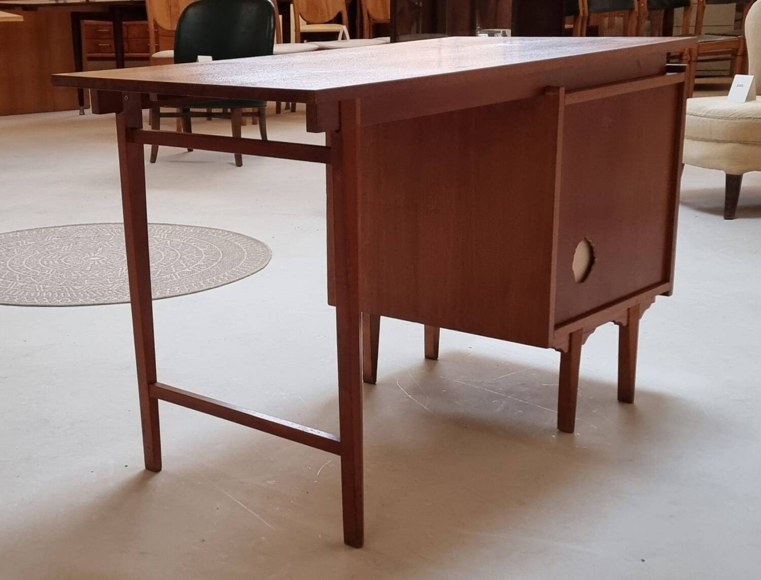 Bureau du milieu du siècle