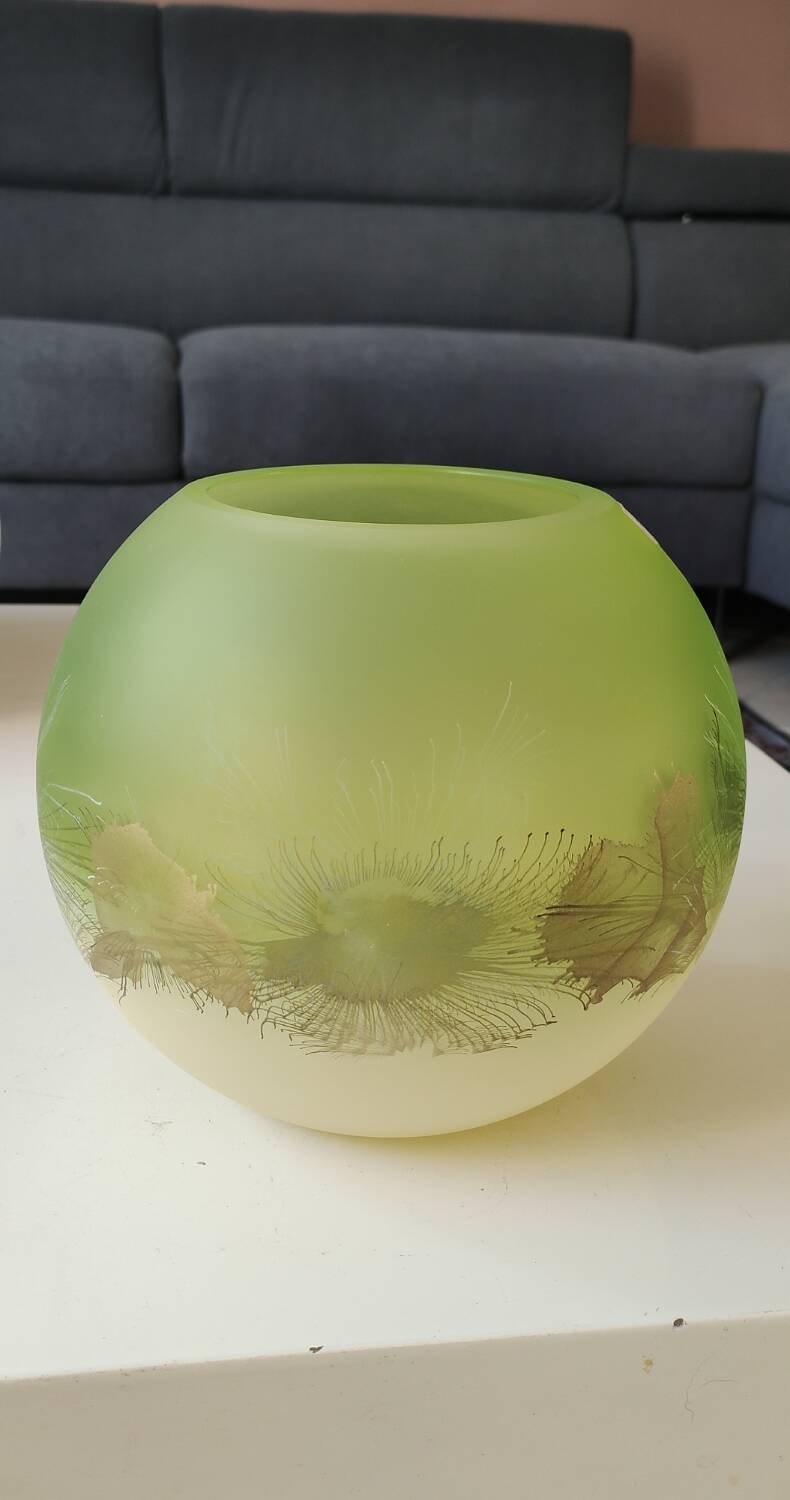 Handmade ball vase. Ambiente Zwiesel. Artistic look. 17x20cm