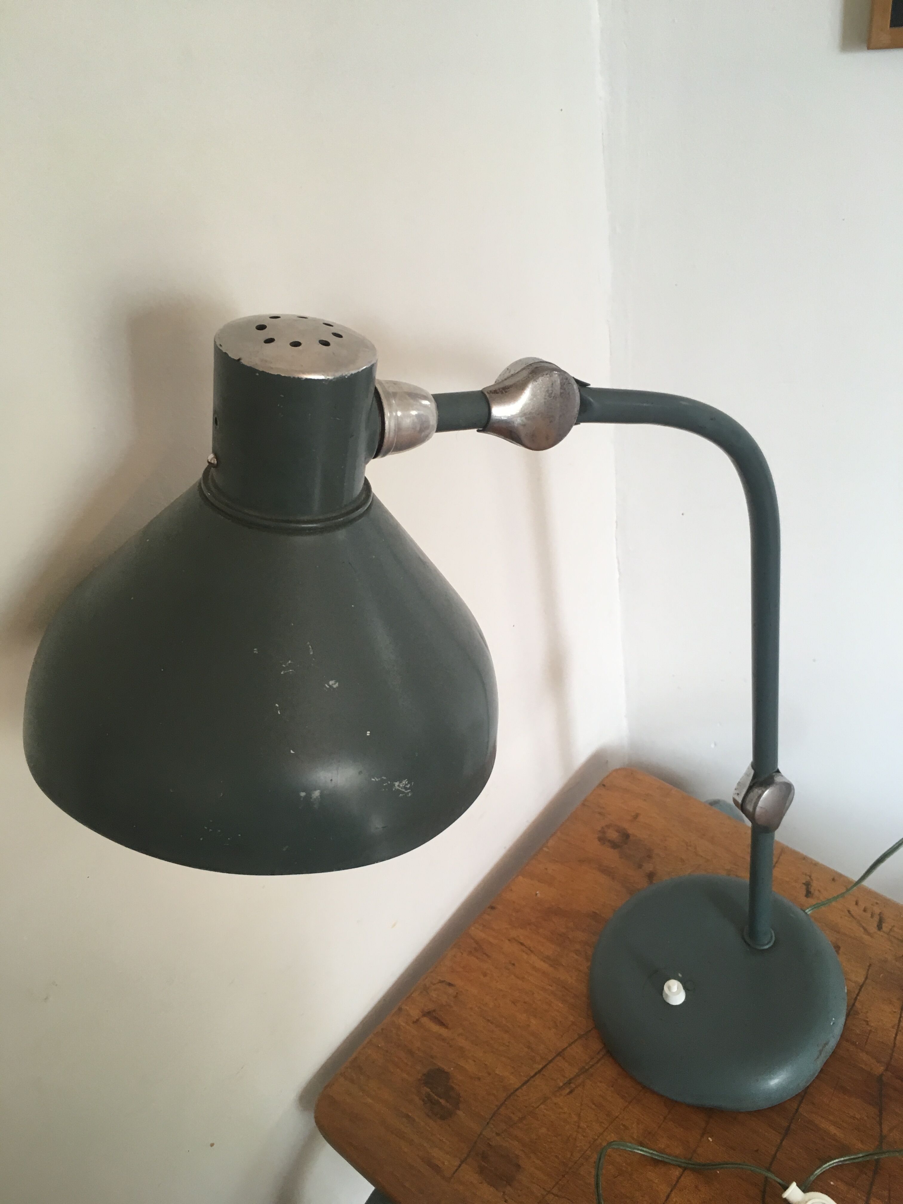 Jumo articulated lamp