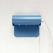 Applique postmoderne en métal perforé bleu clair d'Abo Randers, Danemark années 1980