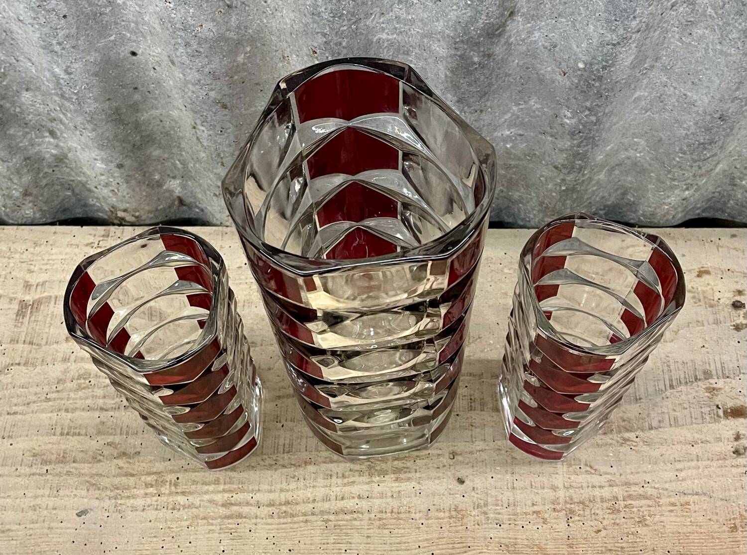 3 vases in clear and ruby red crystal – J.G. Durand, Luminarc