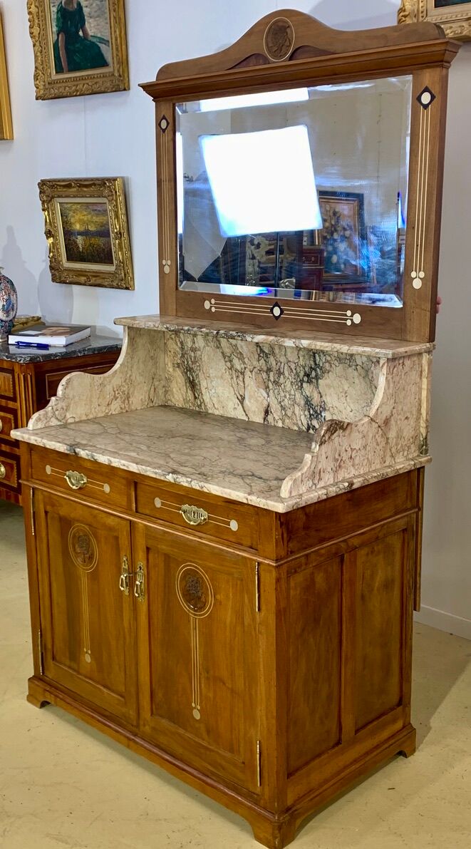 Toilet furniture Art Nouveau period 1900