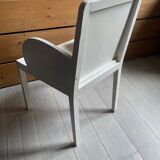 Chaise basse en bois blanc années 50