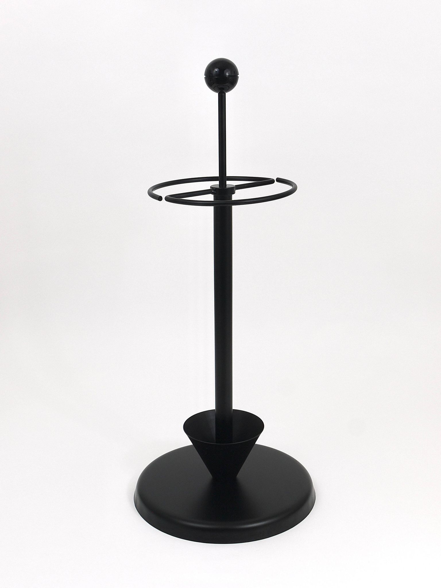 Black post-modern umbrella stand in the style of Castiglioni, Memphis, Italy, 1980s.