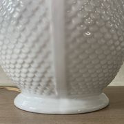 Pied de lampe vintage en céramique émaillée motifs écailles