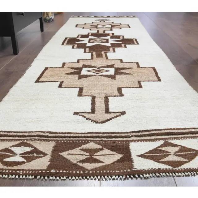 1970s Vintage Turkish Hand-Knotted Wool Cotton Beige Runner Rug 85x310