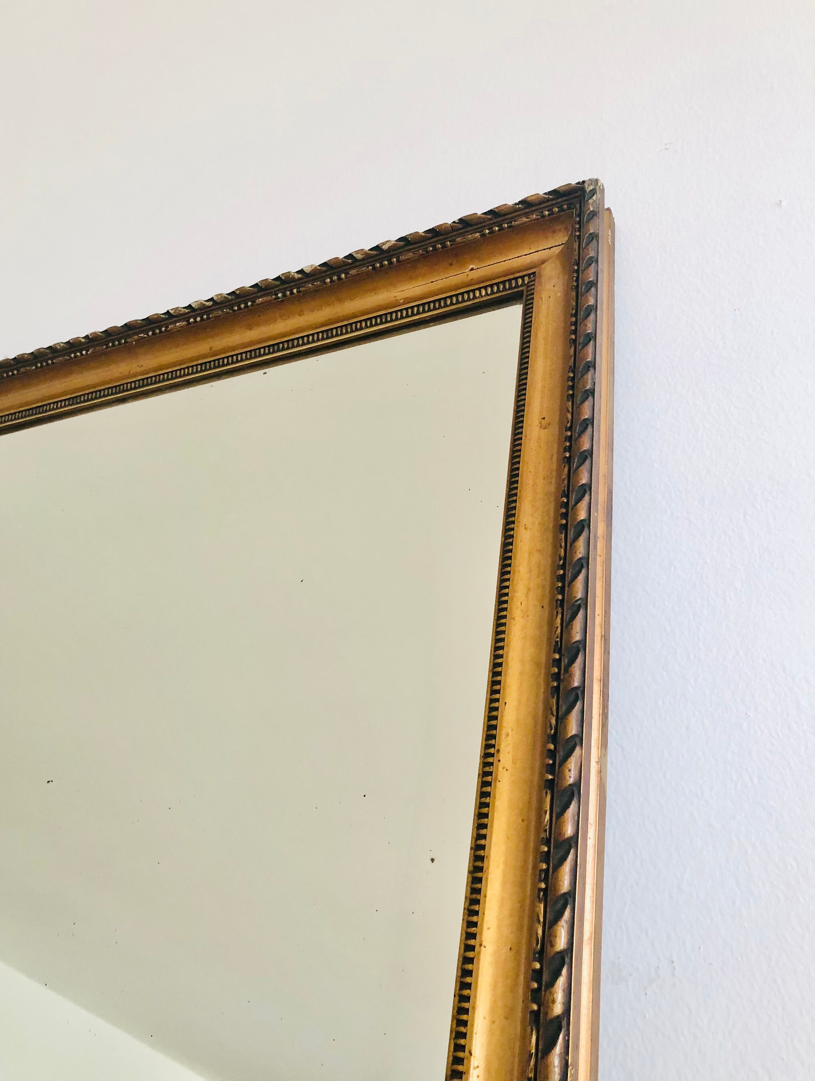Old mirror in wood and gilded stucco, 114 x 93 cm