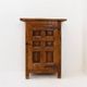 Armoire rustique en bois avec porte à panneau sculpté et ferrures en fer - Espagne, début XIXe siècle