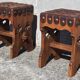 Paire de tabourets brutalistes, assise cuir.