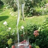 Vase decanter with thick bottom