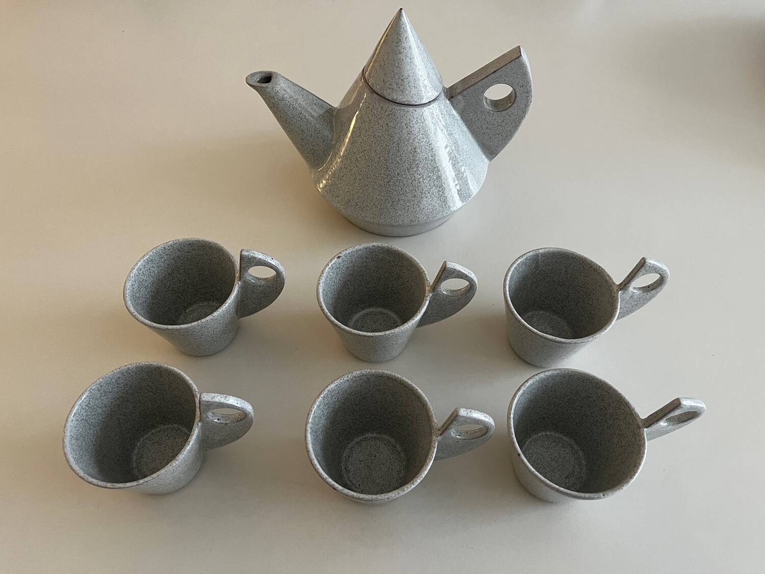 80s/90s design tea set, speckled ceramic, teapot + 6 cups.