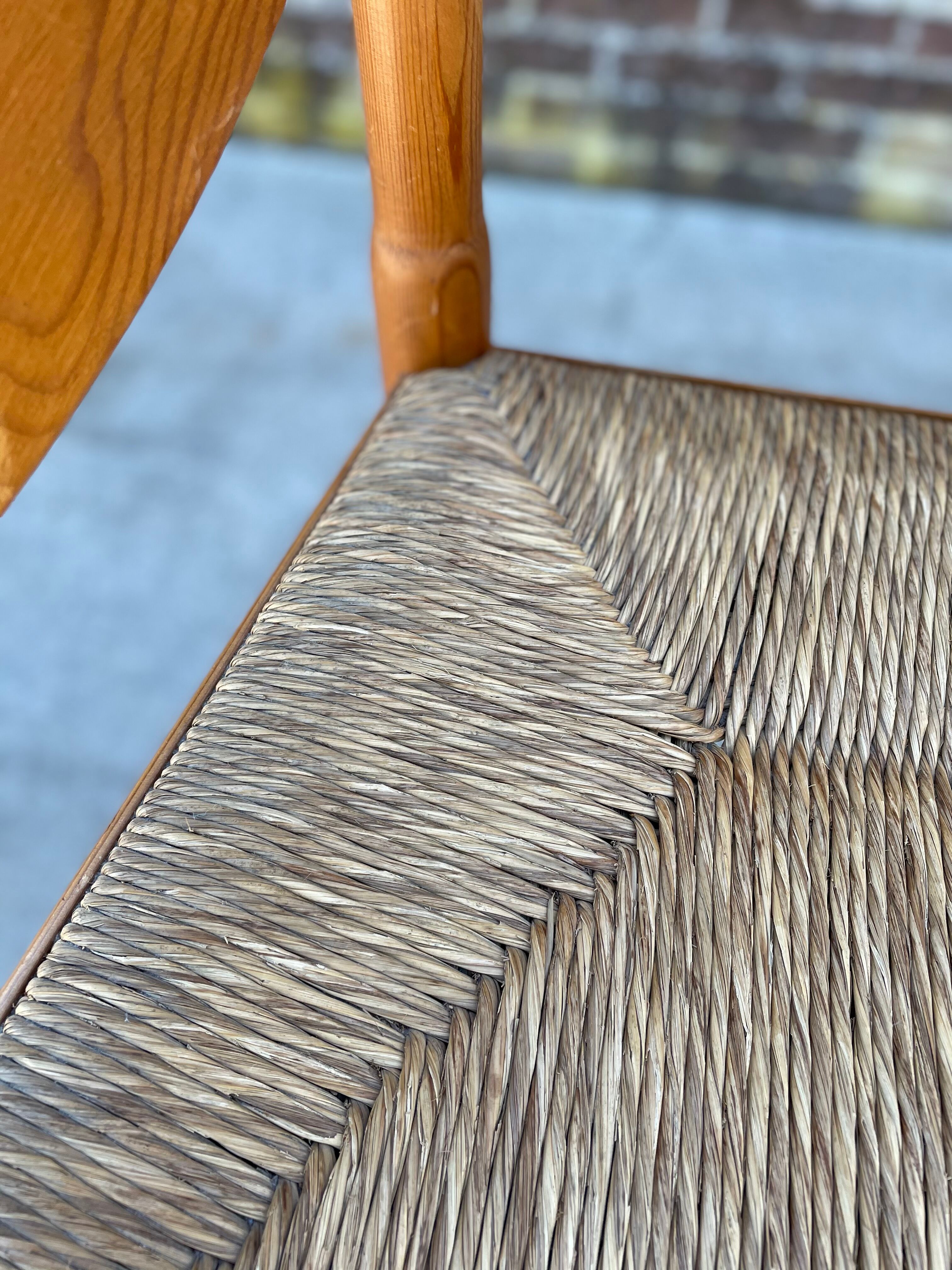 Carimate modèle 892 Vico Magistretti pour Cassina