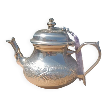 Vintage Moroccan teapot in silver-plated metal – Marouan