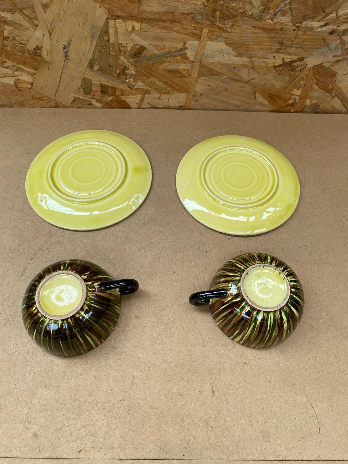 Pair of antique st clement safari ceramic yellow vintage mugs