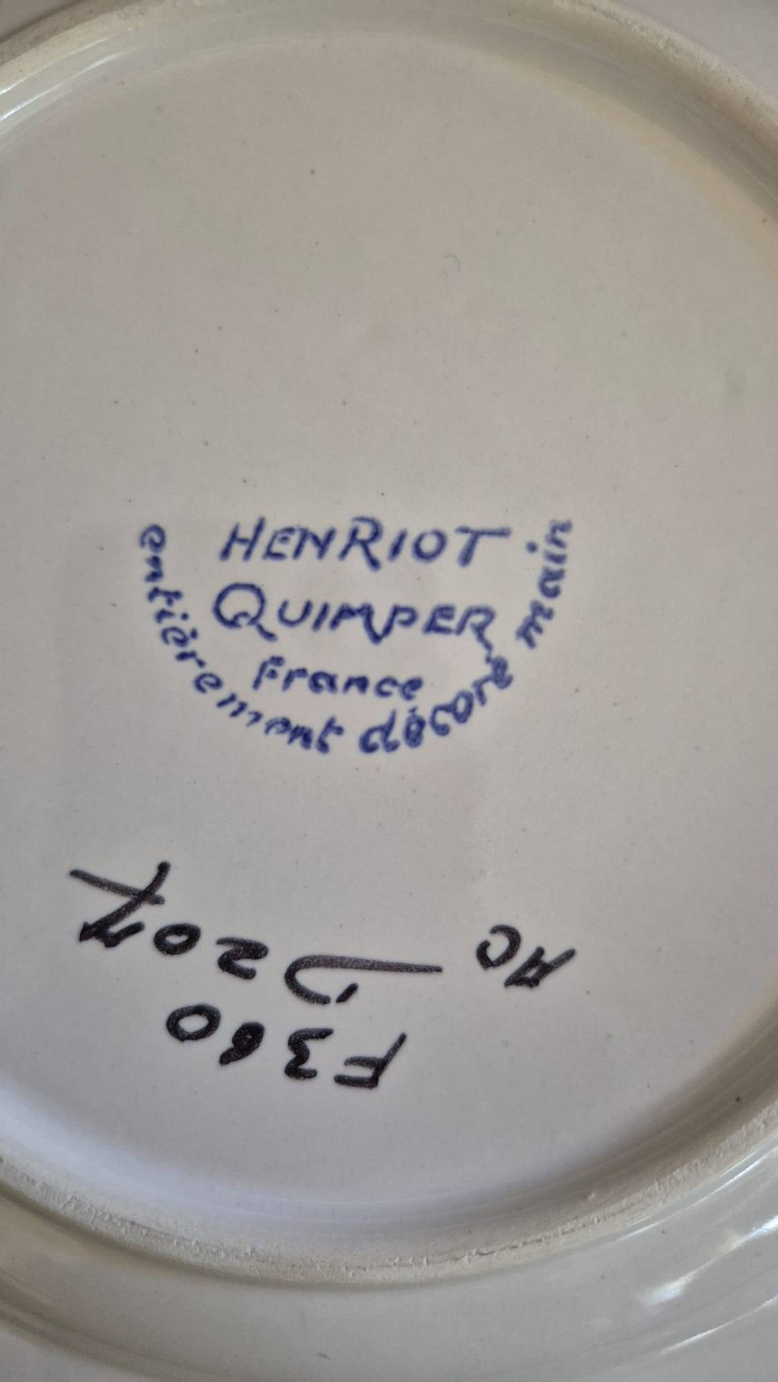 Assiette Poisson Quimper Henriot signée