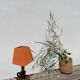 Lampe à poser en bois et abat jour orange vintage style bougeoir