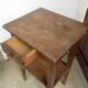 Toute petite table d'appoint
