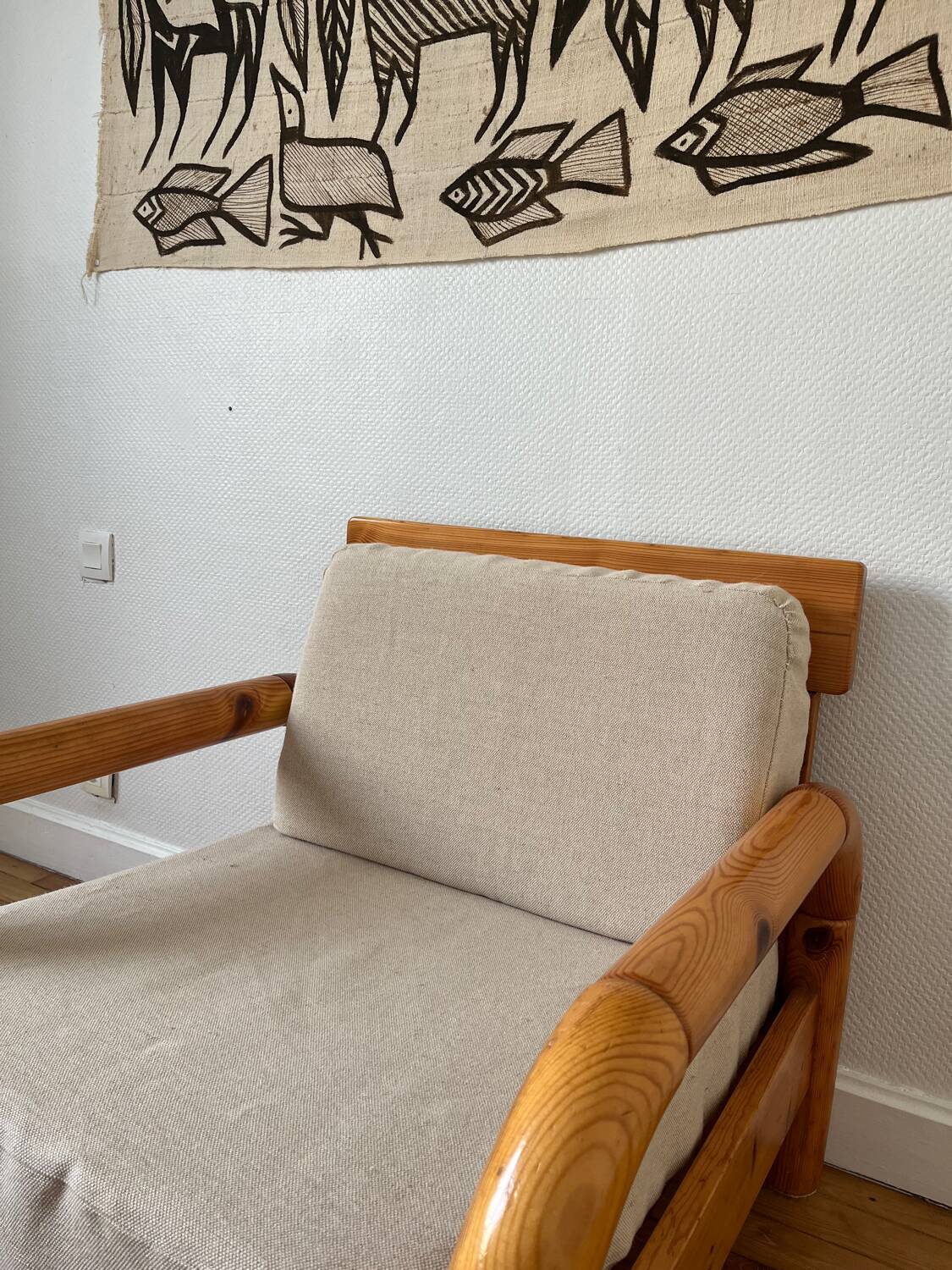 Fauteuil en pin massif esprit chalet