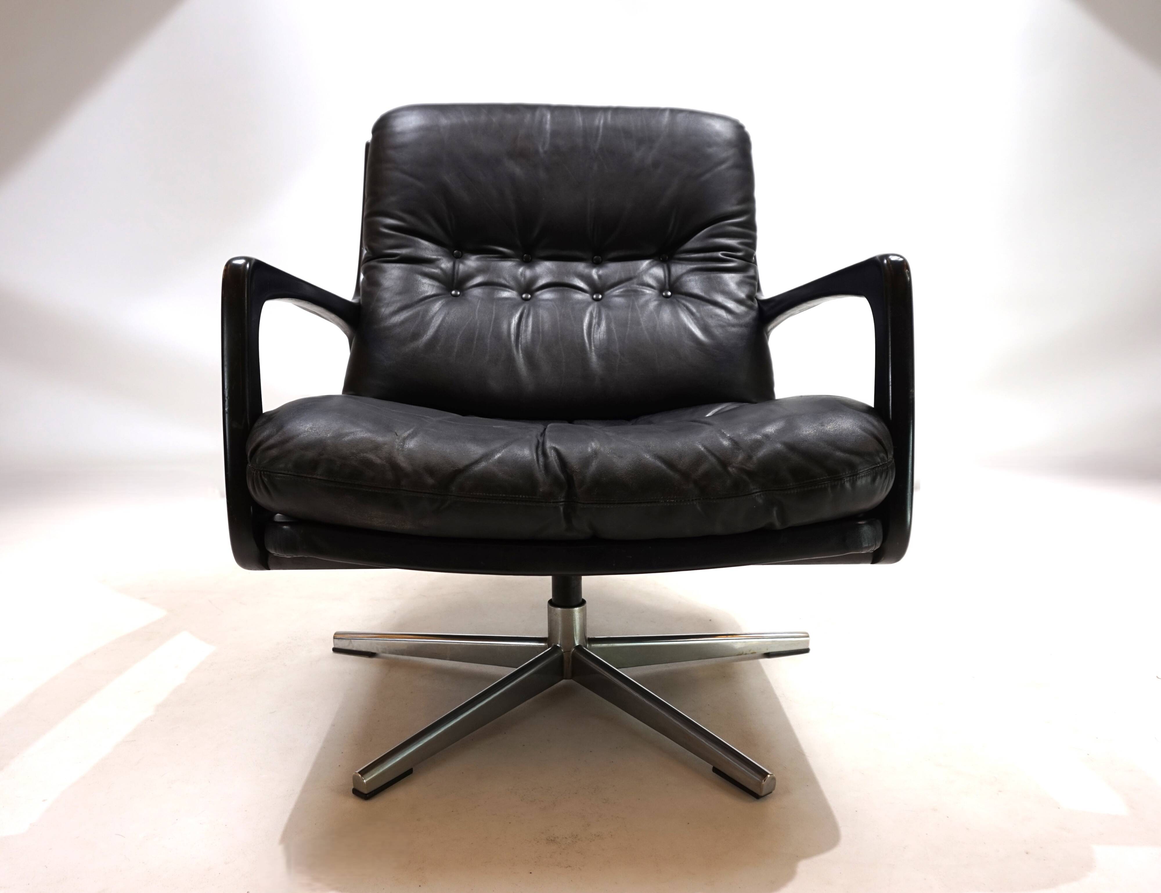Fauteuil en cuir Eugen Schmidt pour Soloform, 1960