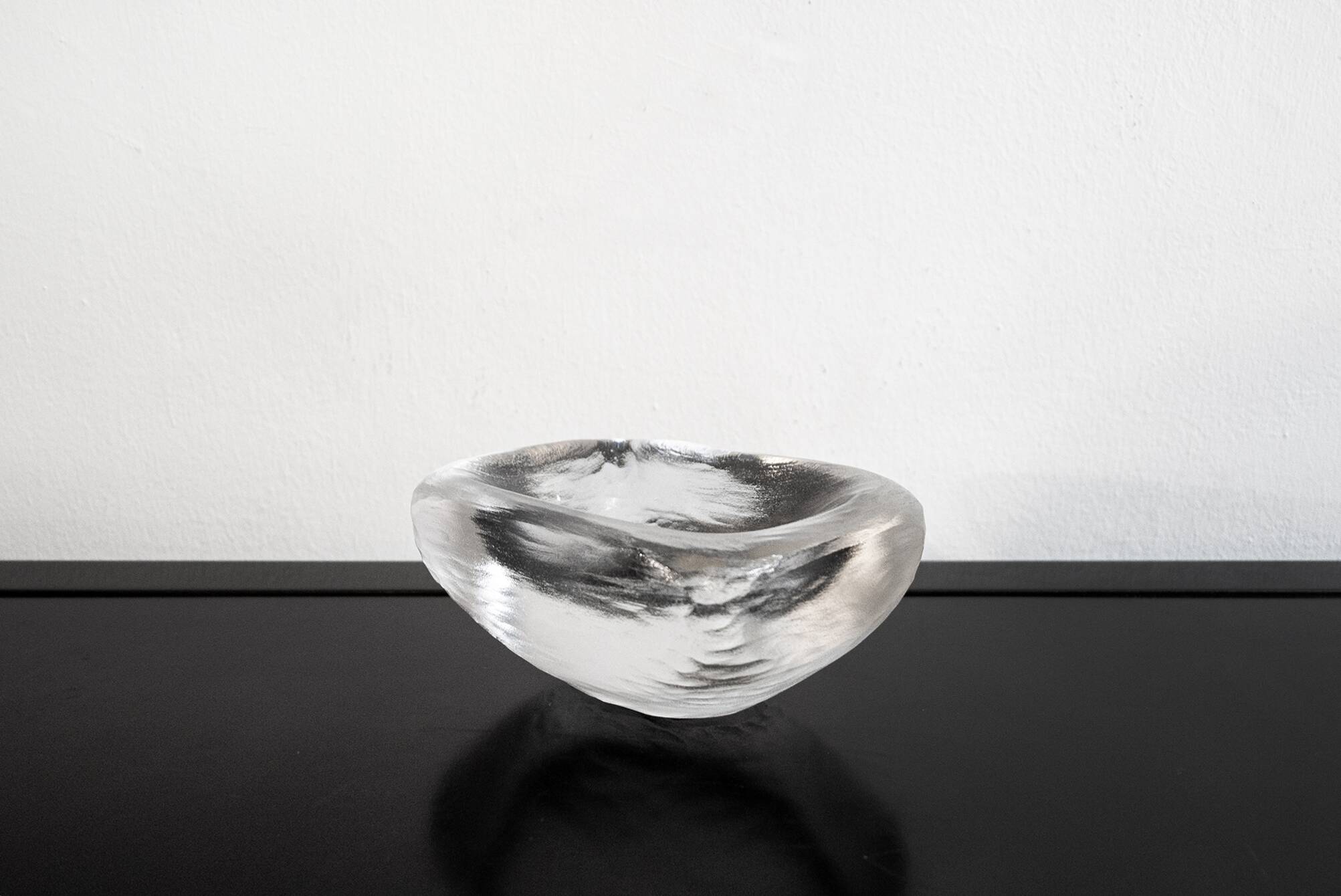 Centre de table en verre transparent lourd Orrefors Suède années 1960