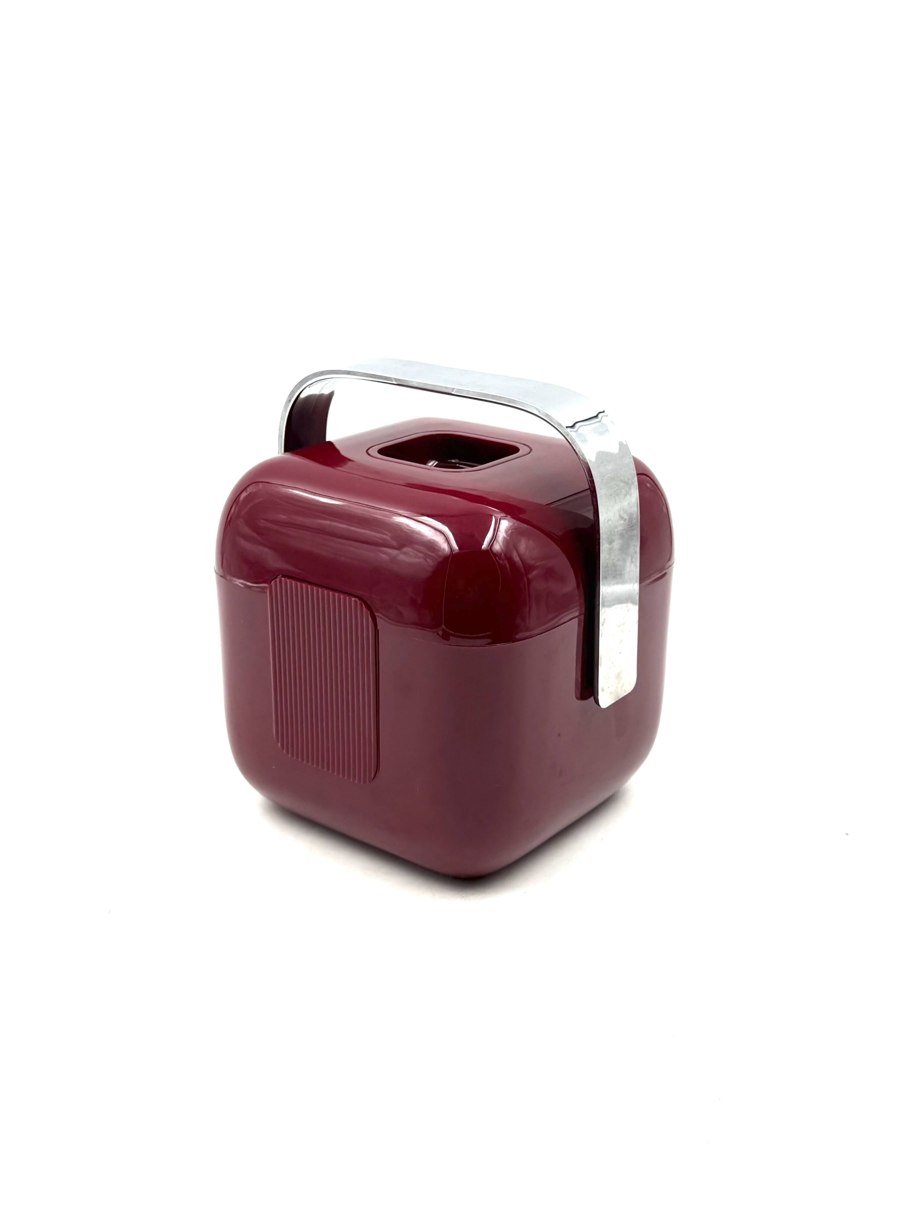 Space age red Ice Bucket, Guzzini Italy, ca. 1970s
