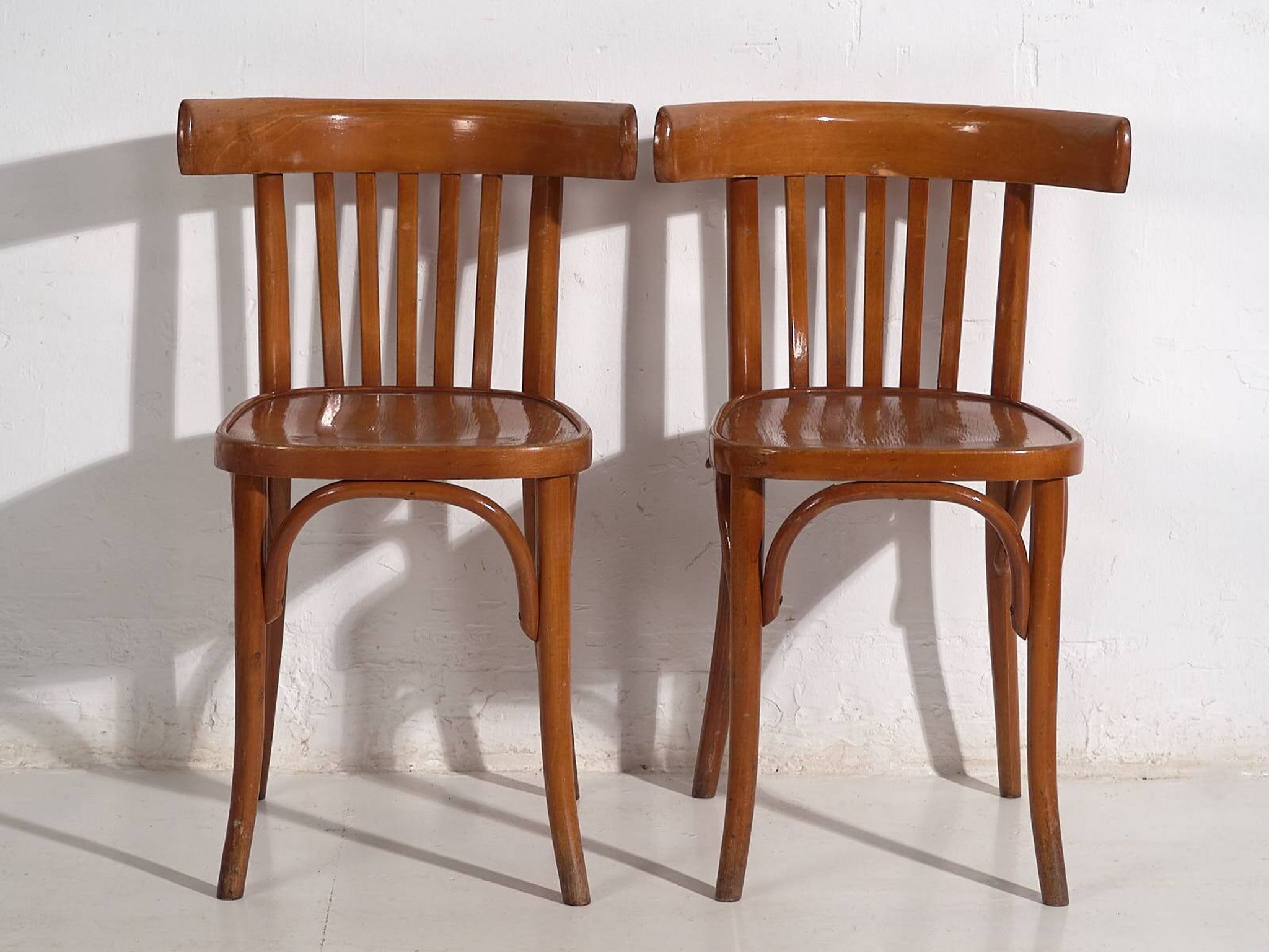 Chaises de bistrot anciennes (vers 1920). Ensemble de 6 pièces #1