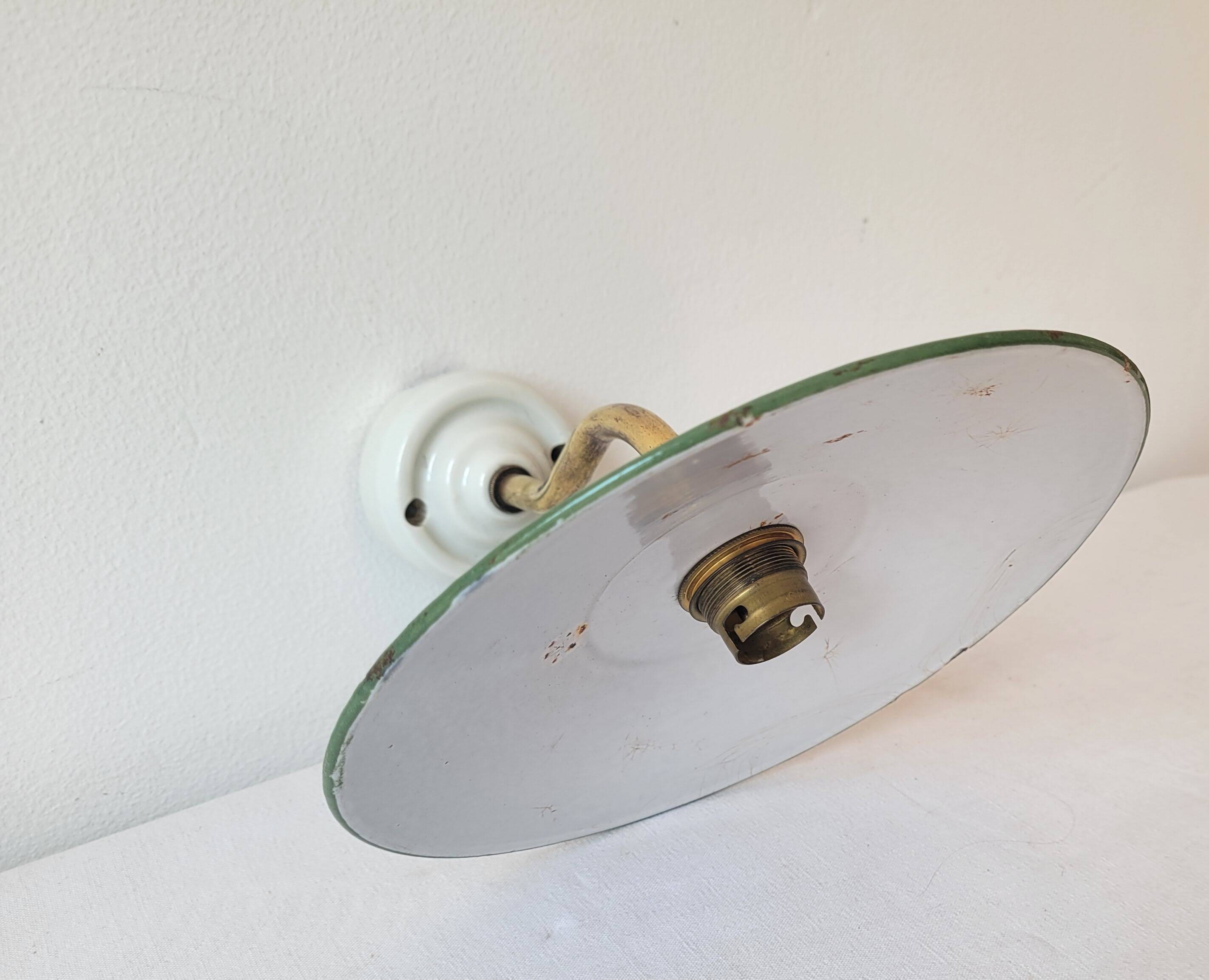 Swan neck wall light in enameled sheet metal