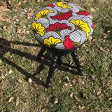 Screw piano stool