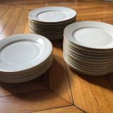 Lot of 28 porcelain plates with golden edging