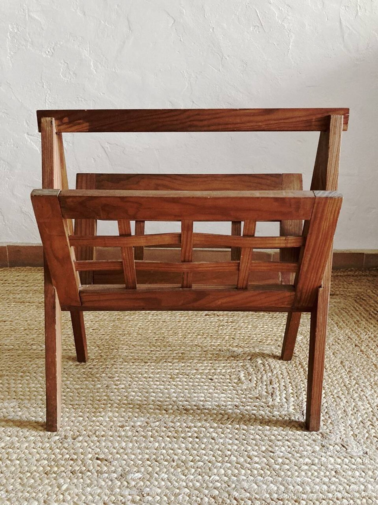 Porte-revues en bois, style scandinave