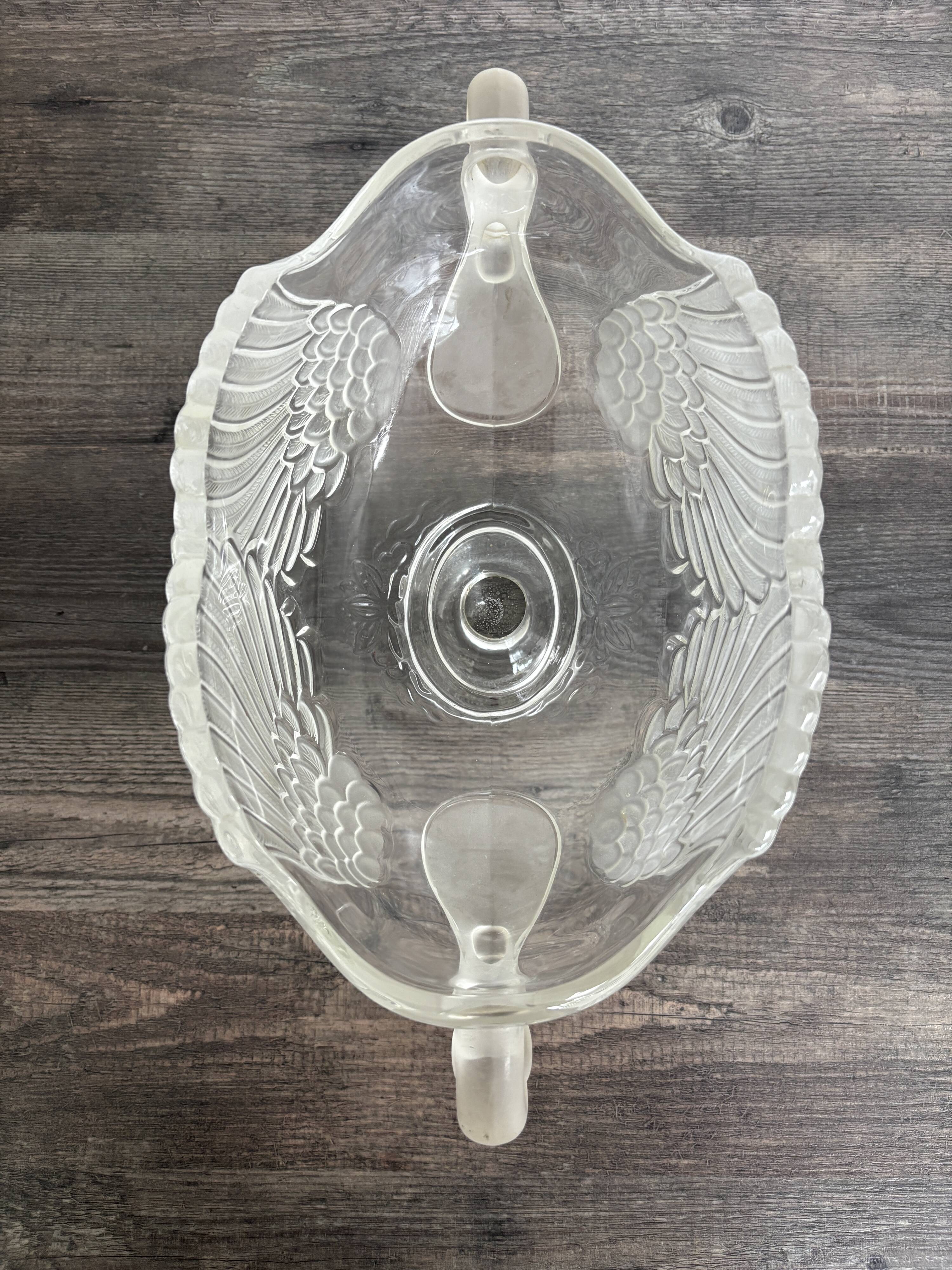 Art Deco molded pressed glass bowl – France 1930