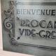 Enseigne brocante