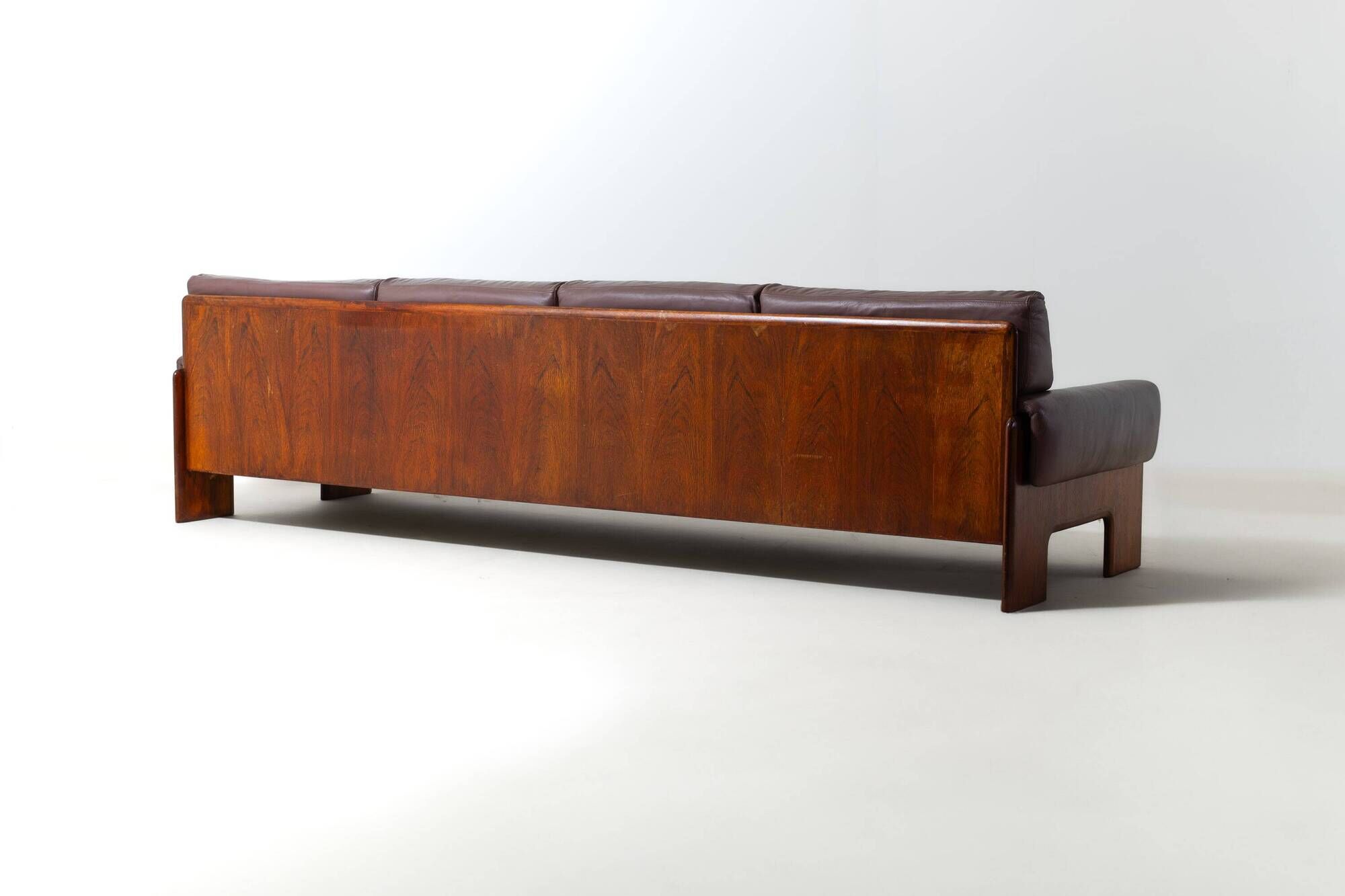Wide minimalist loft sofa, Italy 1970s