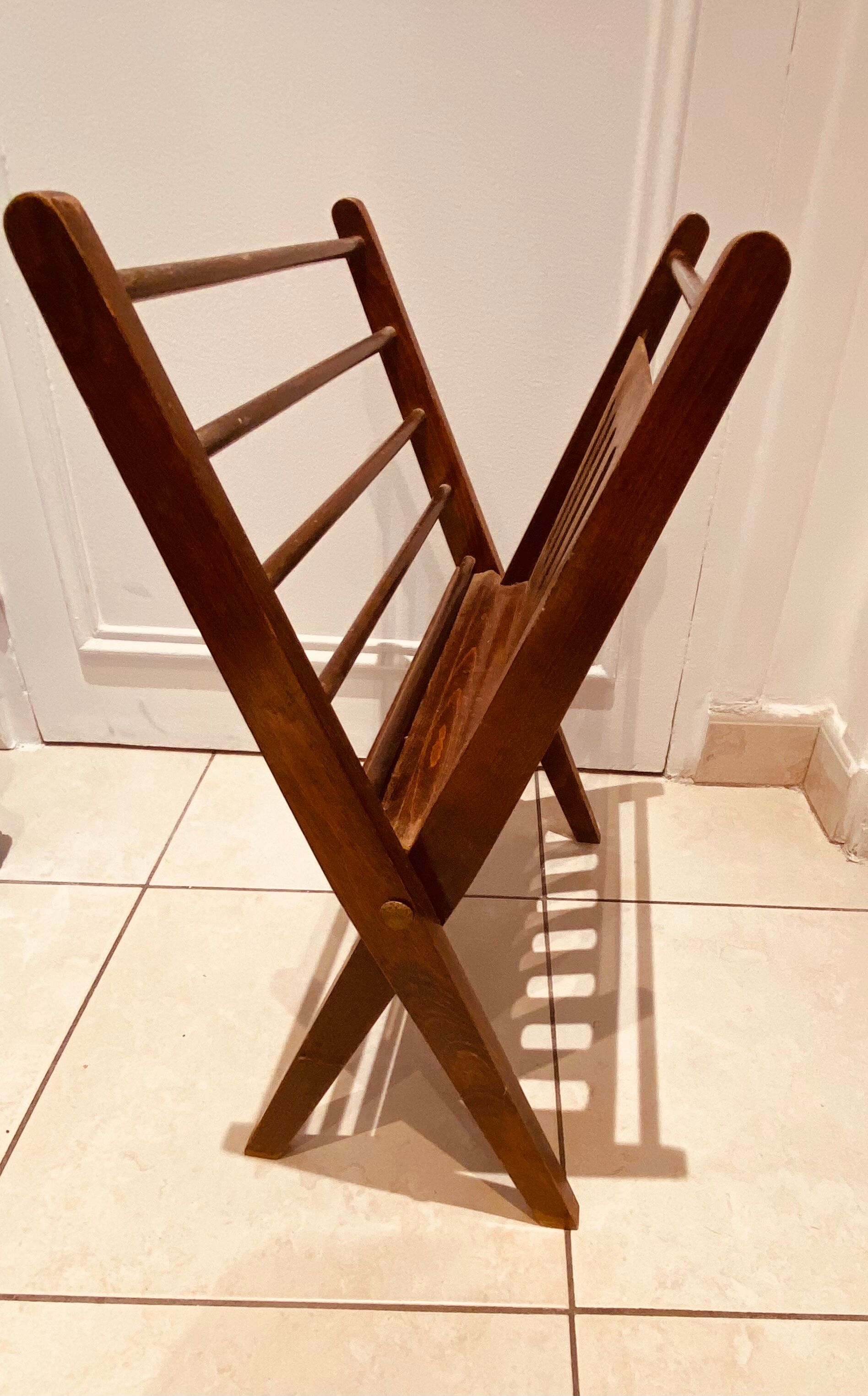 Foldable wooden magazine door