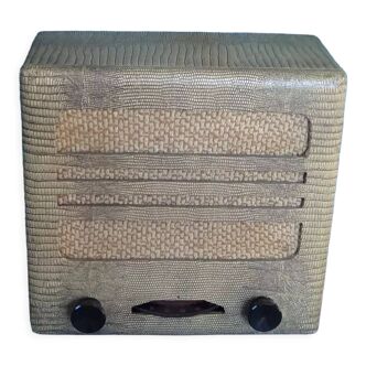 Radio lamp