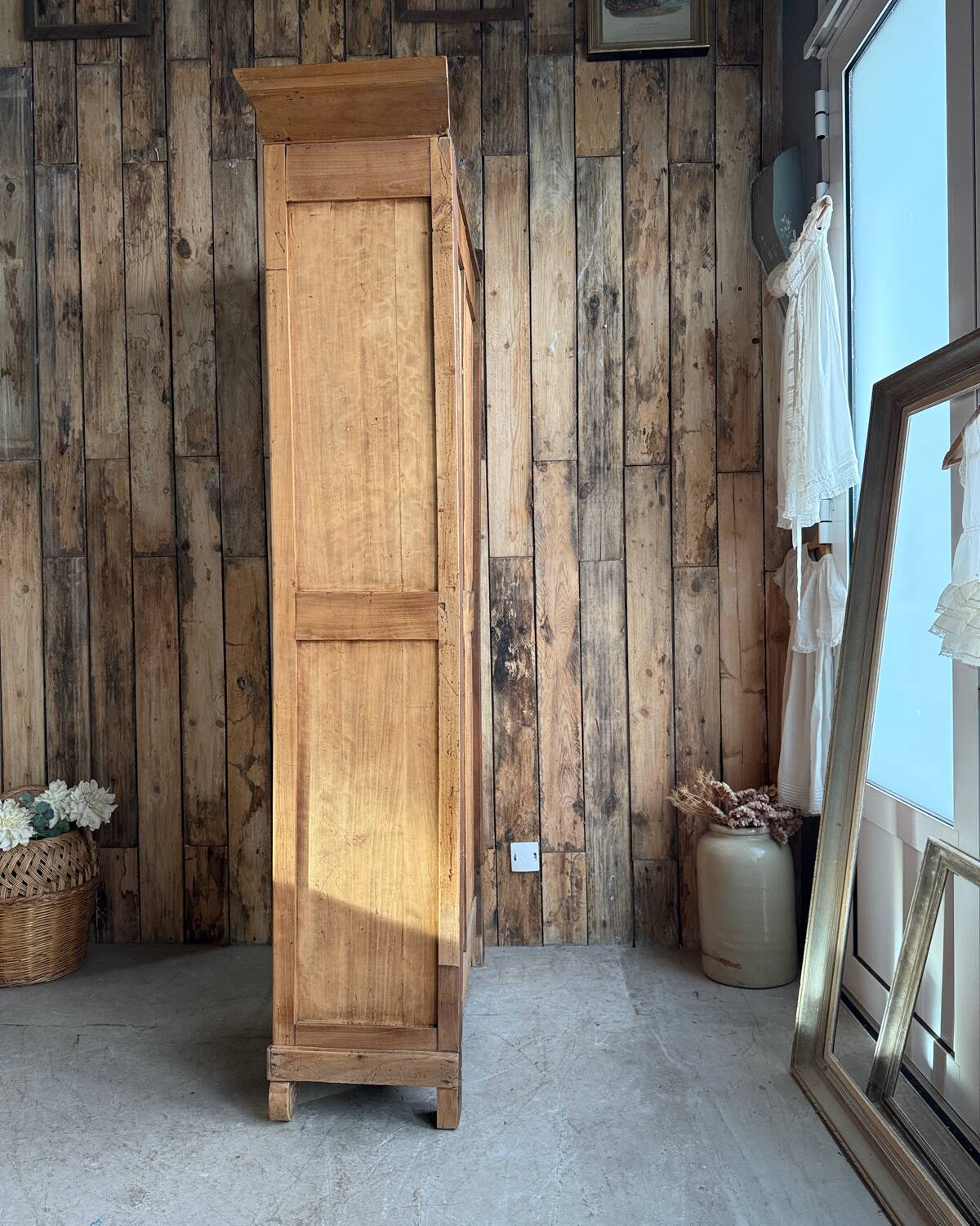 Small antique wardrobe (renovated)