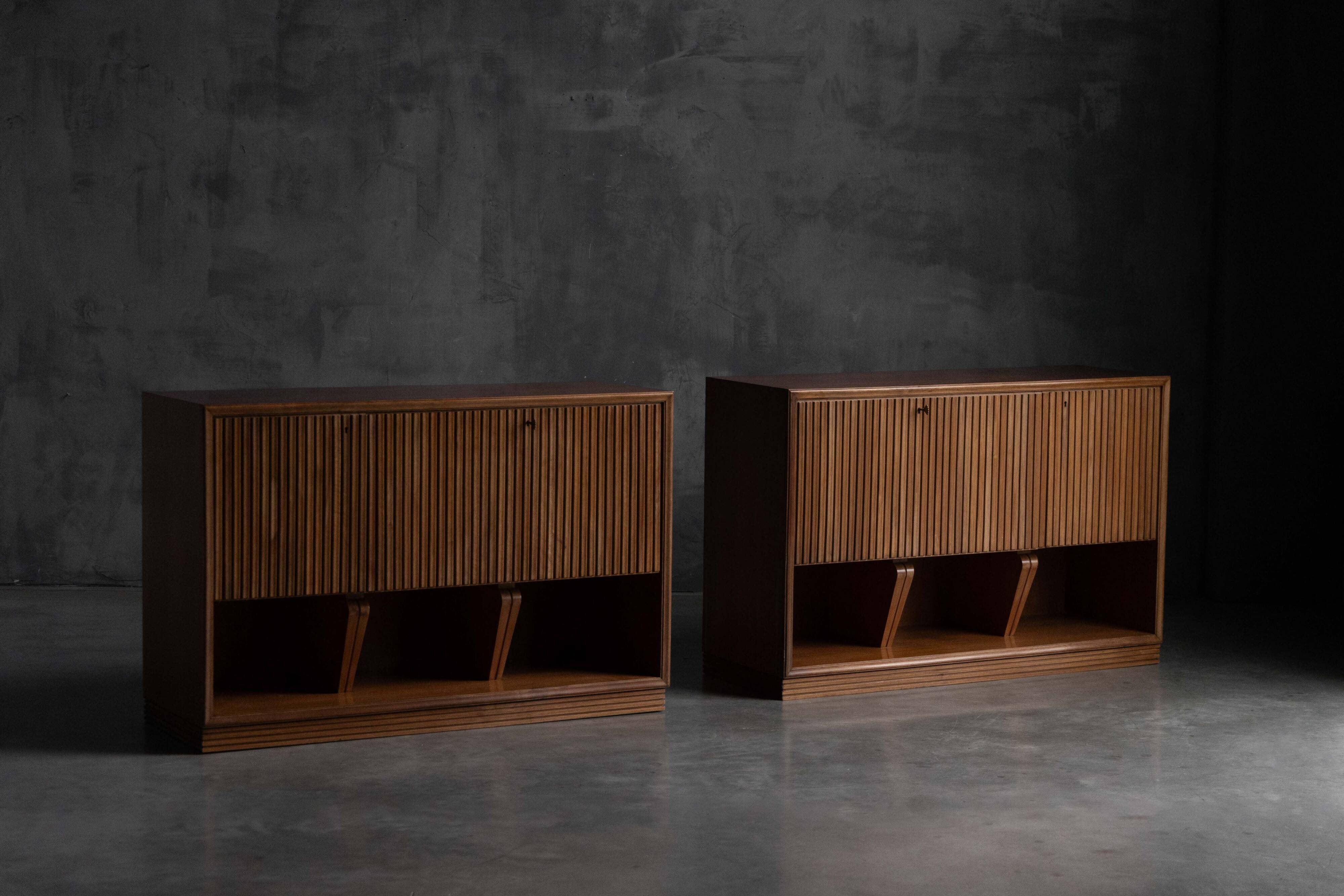 Modernist slatted credenza, Italy, 1960s