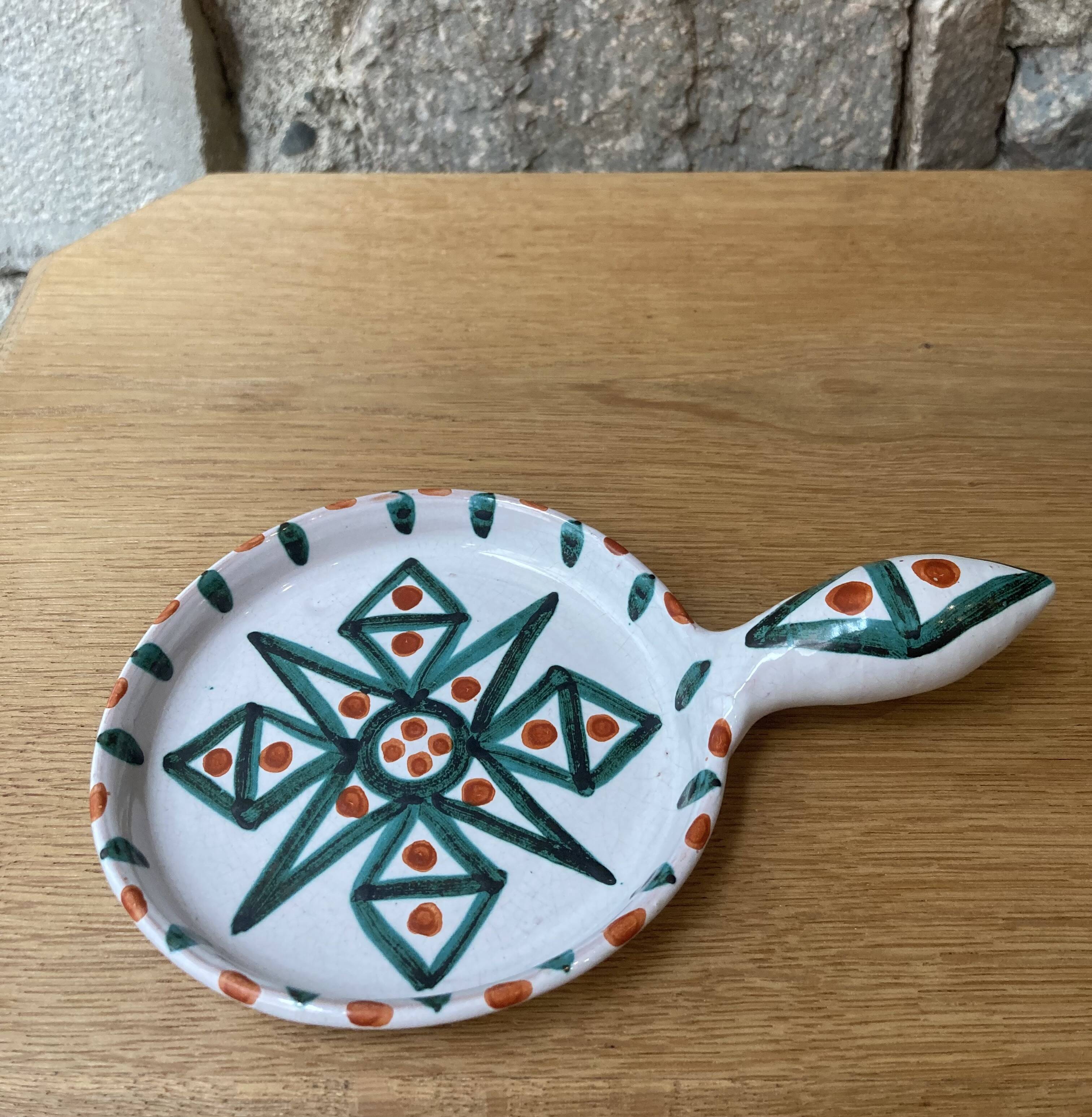 vintage fondue pot in the R. Picault style