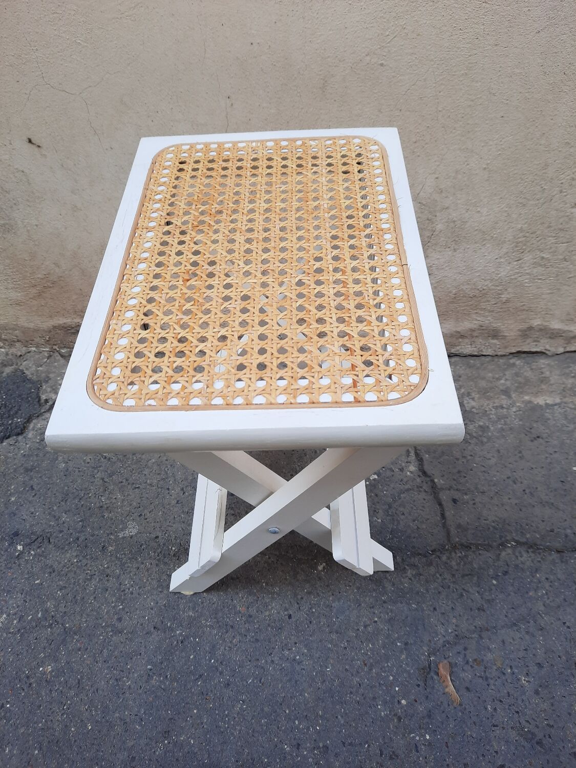 Folding stool