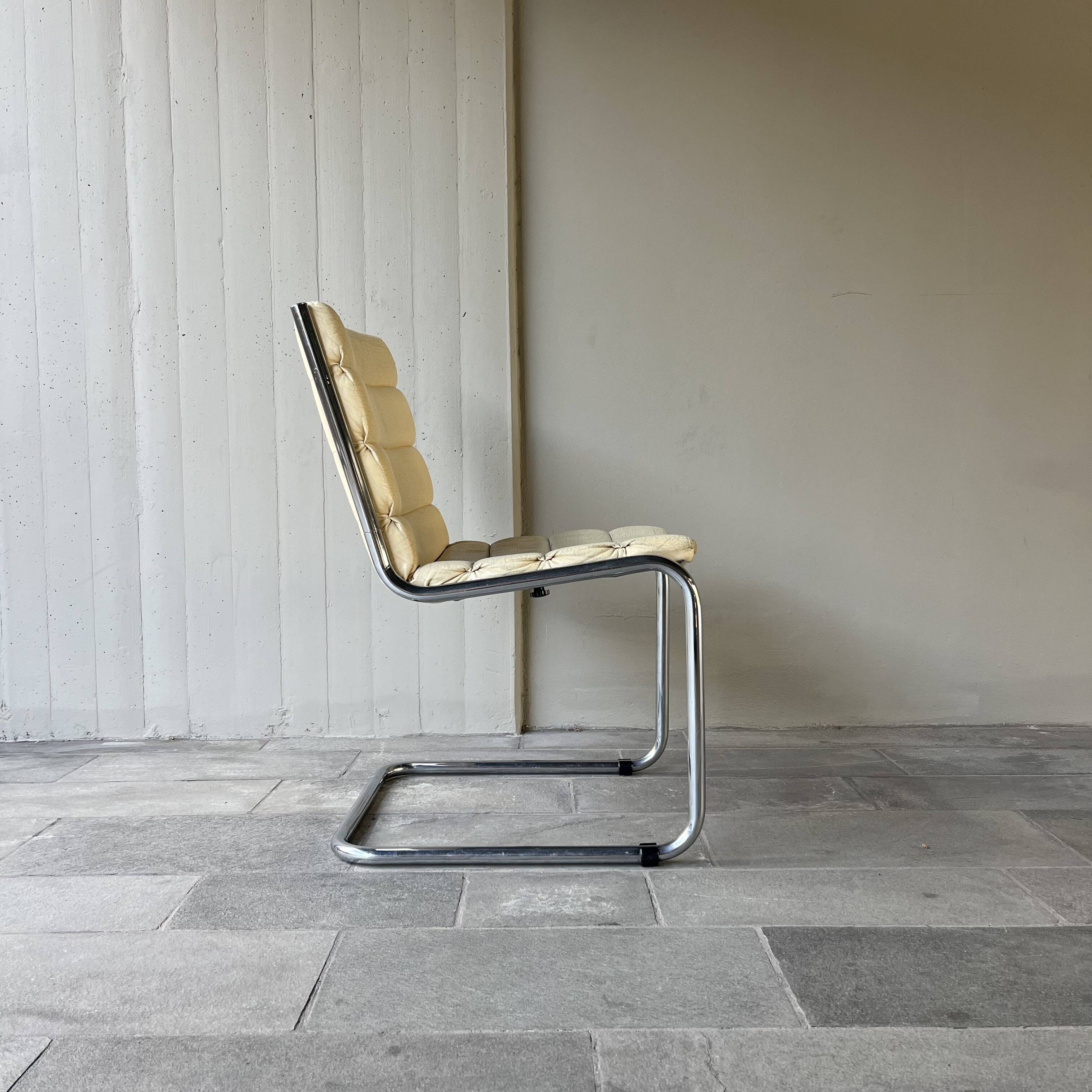 Fauteuil cantilever simili cuir crème vintage 80’s