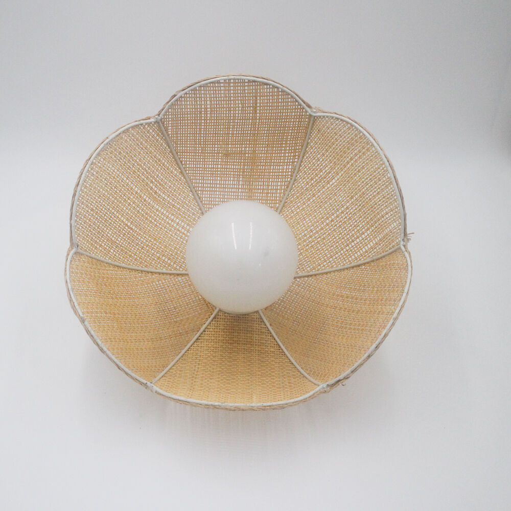 Vintage wicker flower pendant lamp