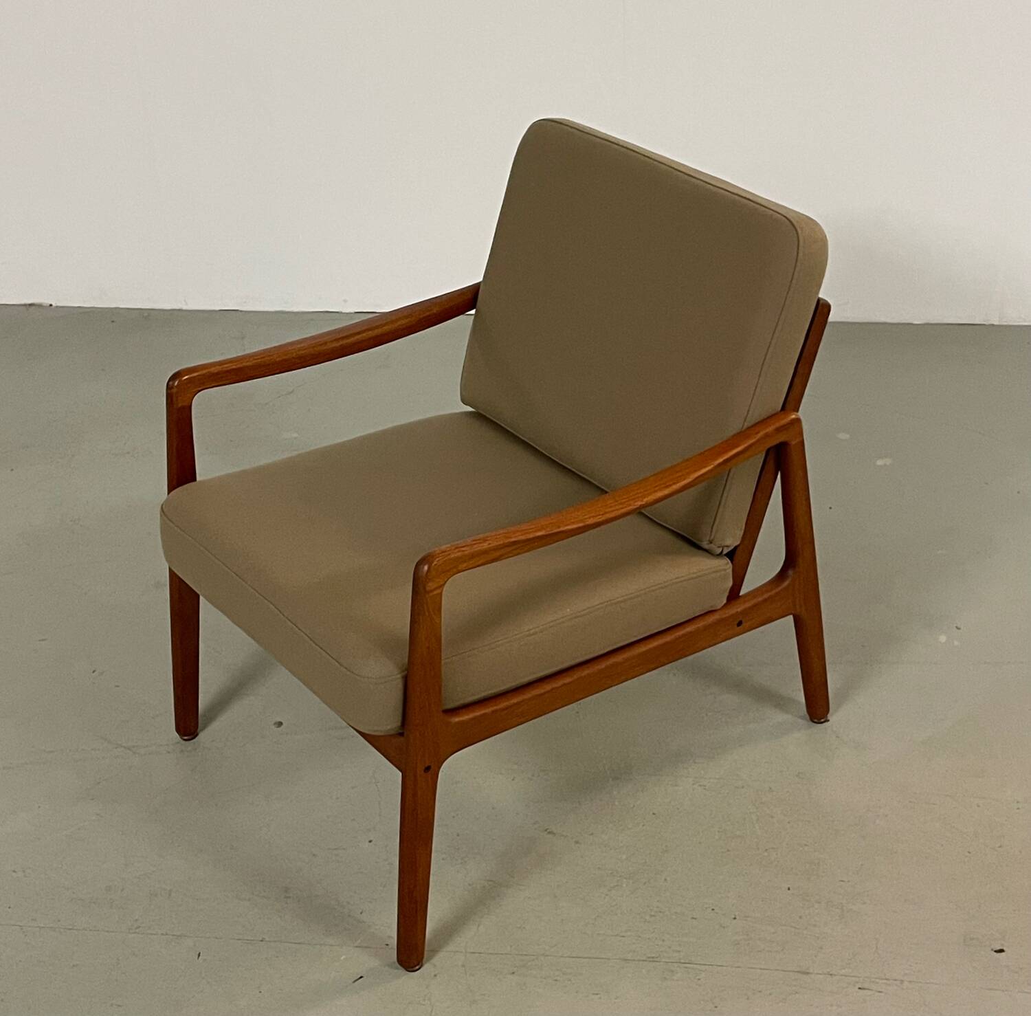 Fauteuils danois en teck par Ole Wanscher années 1960 MidCentury