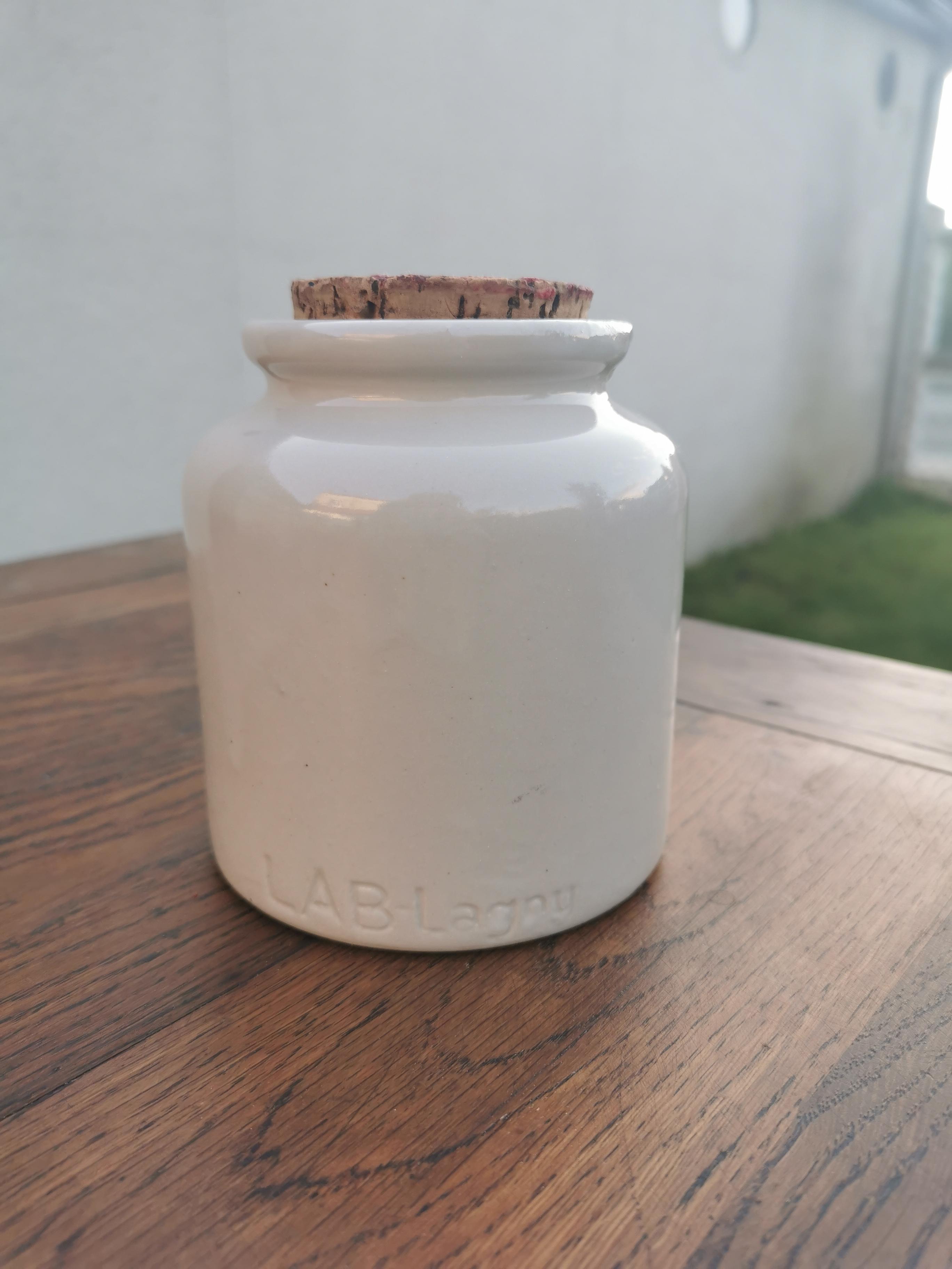 Sandstone mustard pot