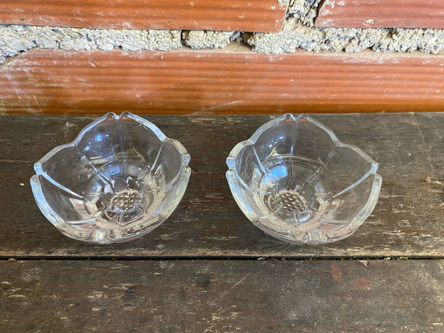 Paire de bougeoirs ancien design verre moulé forme pétale vintage #d829