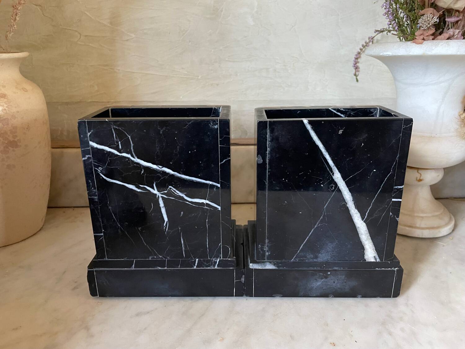 Pair of Art Deco marble and onyx bookends