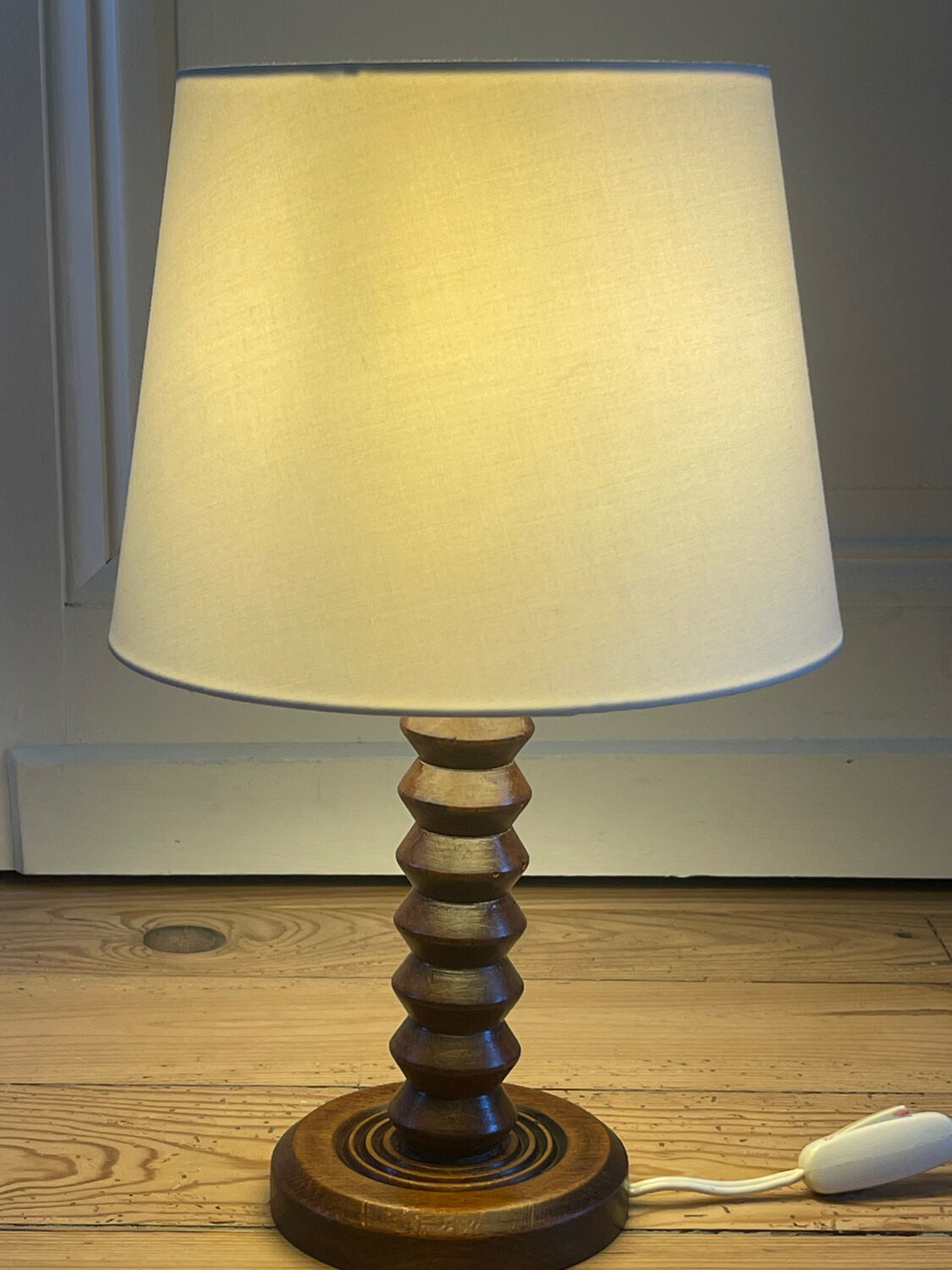 Modernist turned wooden lamp