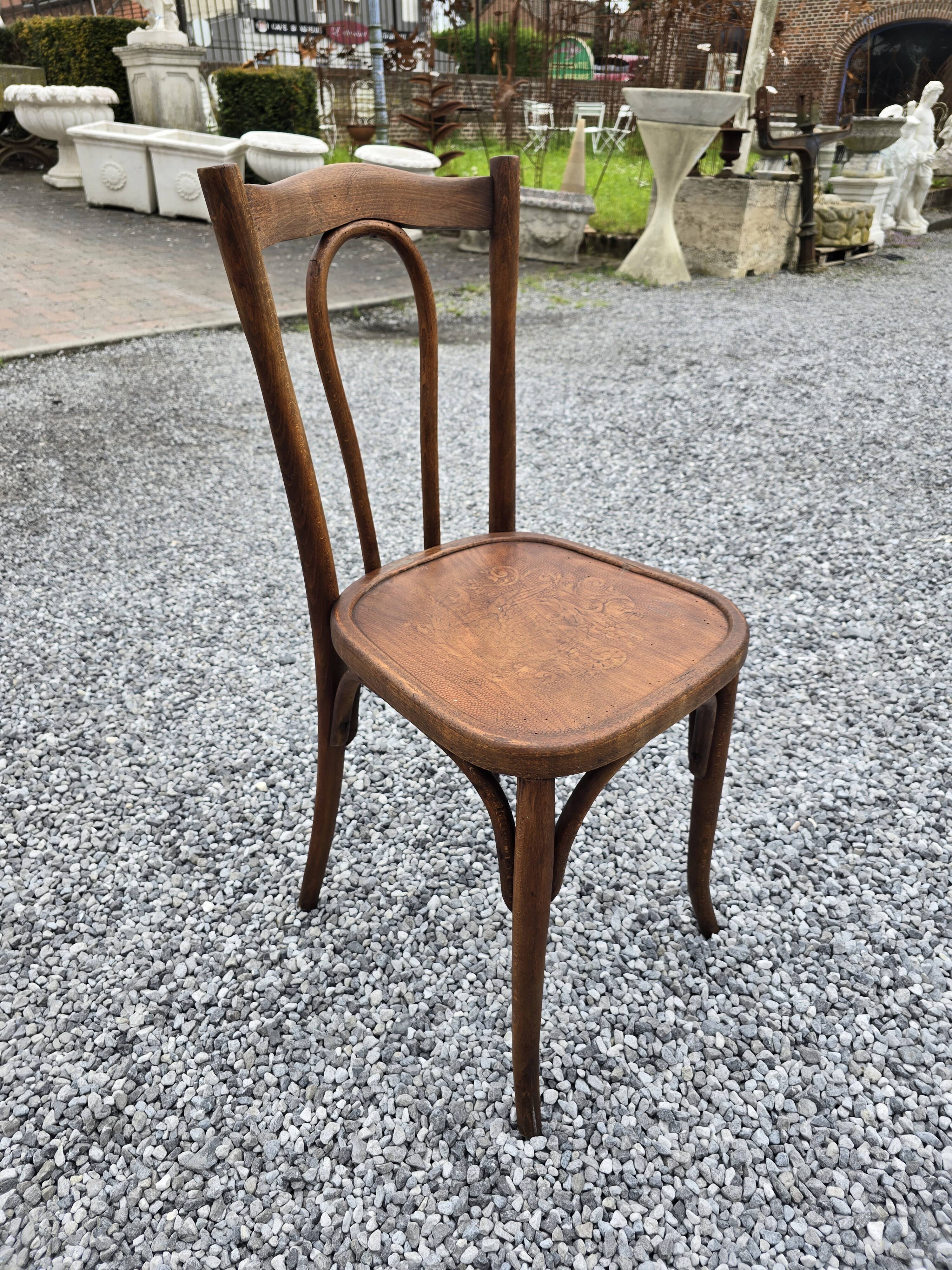 Bentwood bistro chair