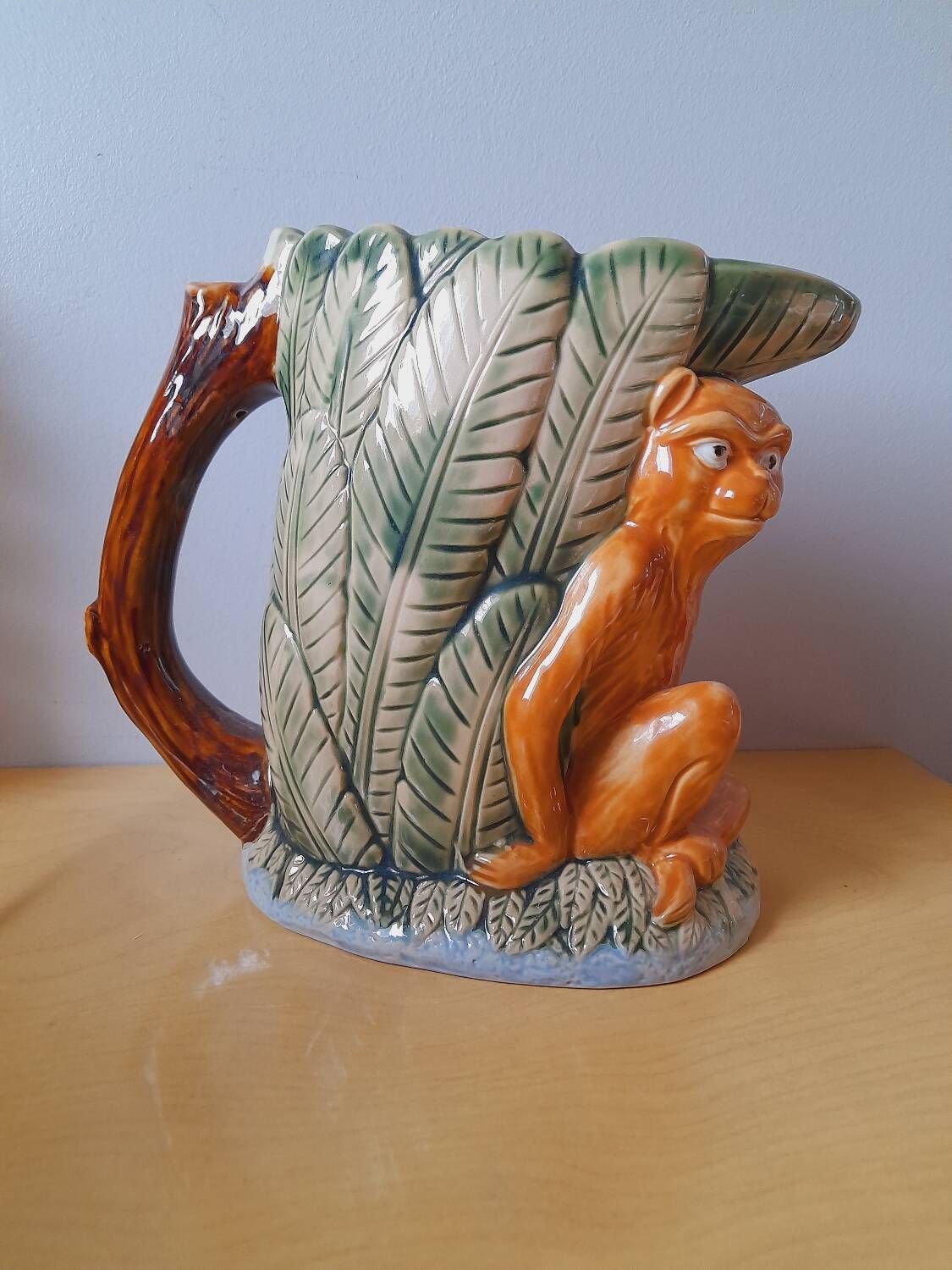 1980 barbotine monkey jug
