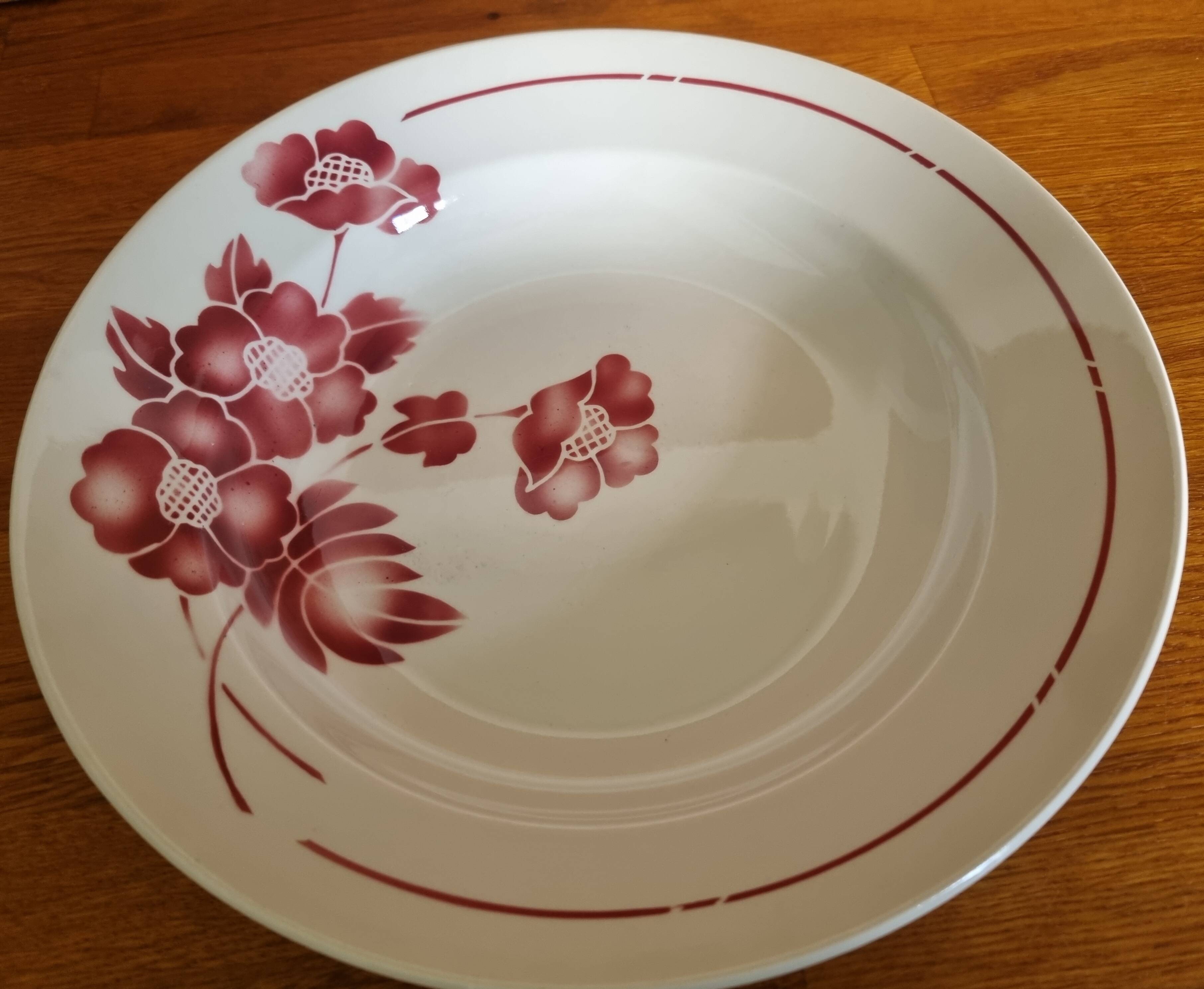 Hollow round dish Moulins des Loups Hamage Orchies